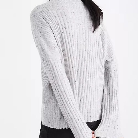 Madewell Gray Relaxed Crewneck Sweater - Picture 4 of 5